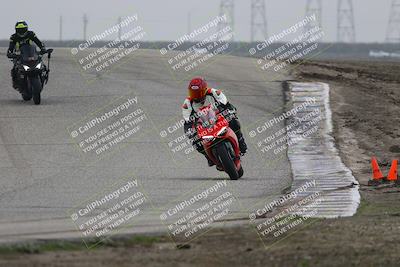 media/Nov-30-2025-TrackDaz (Sun) [[d8b22663df]]/C Group/Session 4 (Outside Grapevine)/